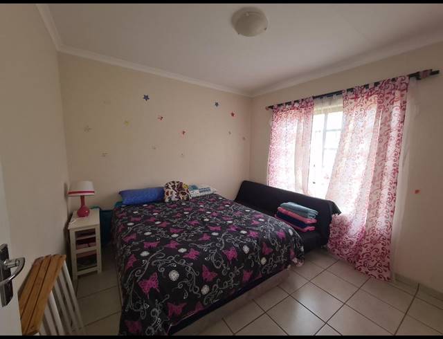 3 BEDROOM SIMPLEX FOR SALE IN SHELLY BEACH